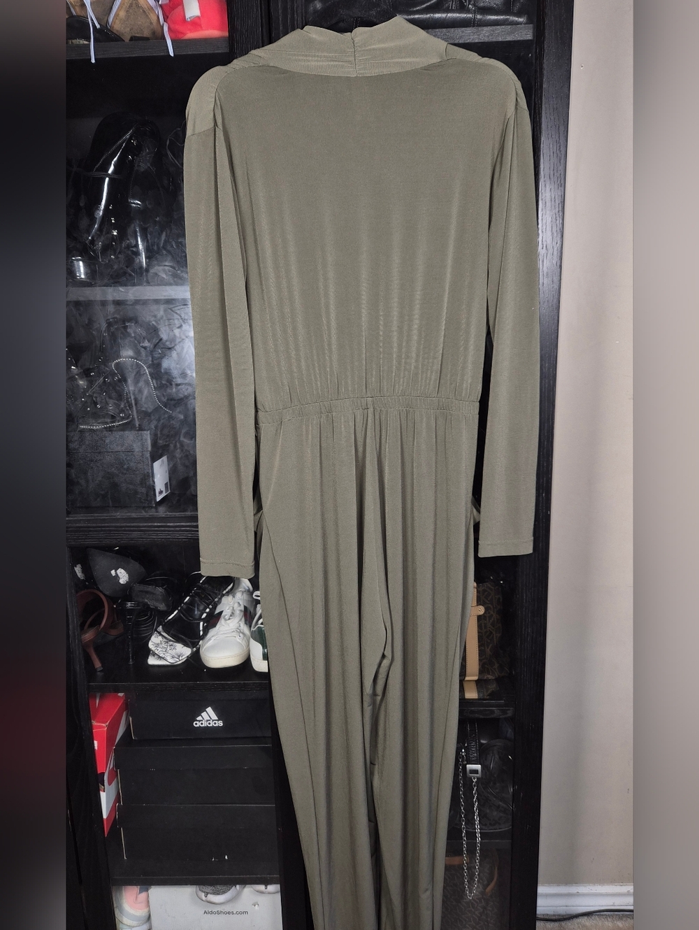Army Green Jumpsuit 1 Piece Longsleeved Romper Womens Size Small-Medium Like New - Picture 3 of 9